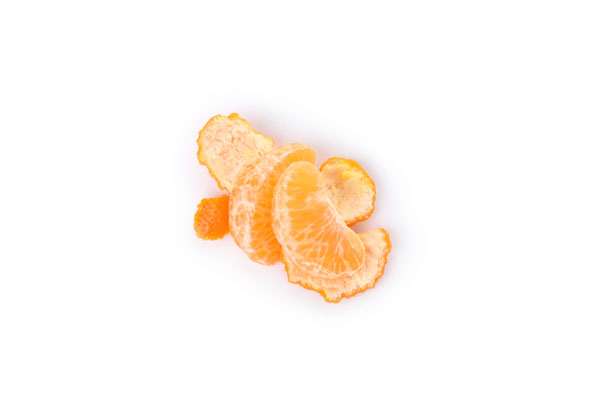 El uso desconocido de las cáscaras de naranja y limón: haz esto antes de tirarlas